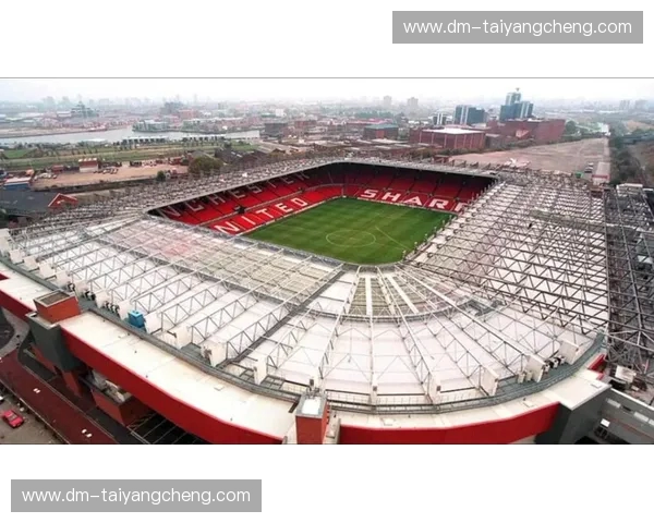 伯纳乌的星光与老特拉福德的战吼：2003皇马曼联，一场载入史册的足球史诗